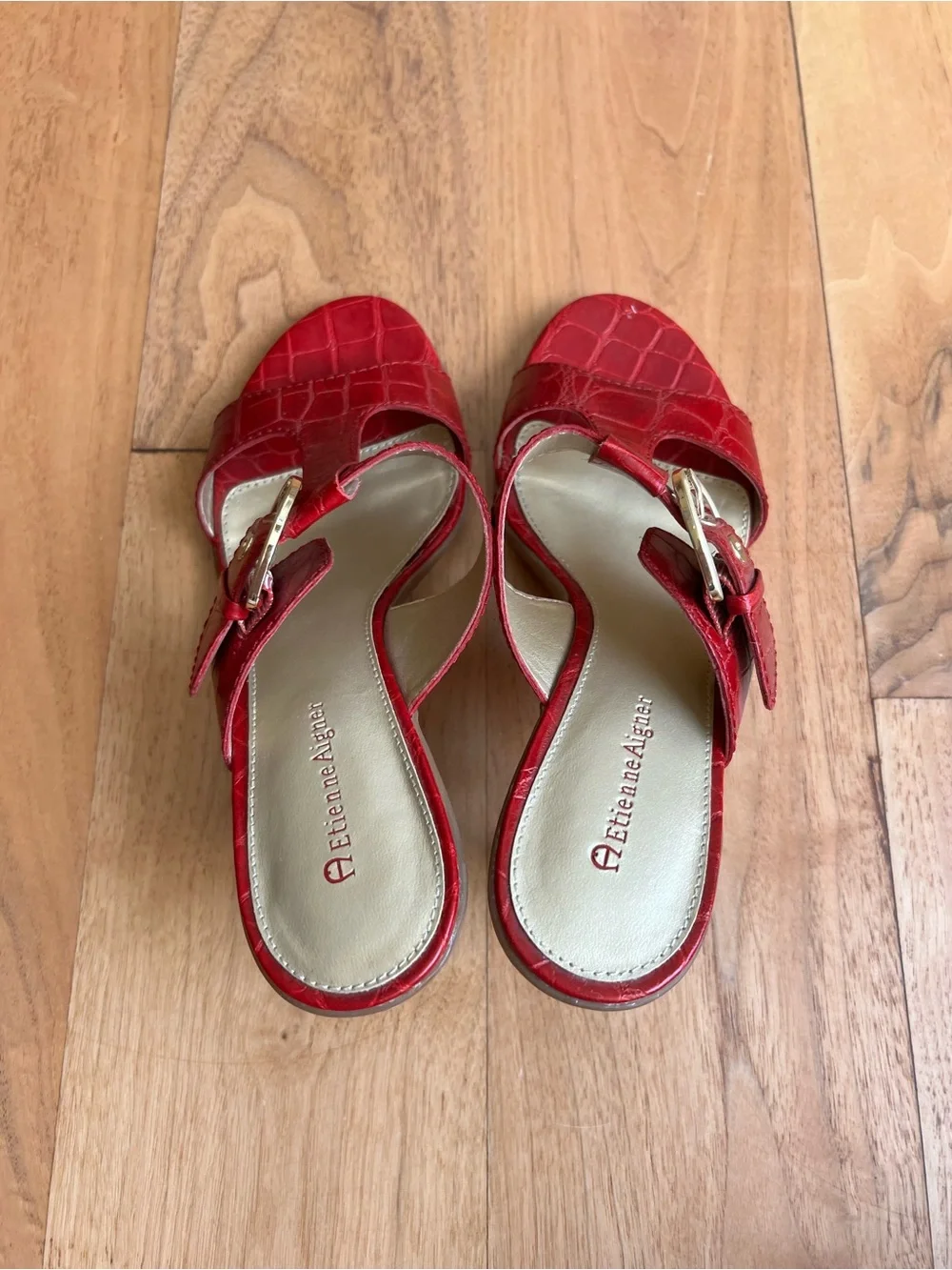 Women’s Size 8 Red Crocodile Print Etienne Aigner Heeled Sandals
